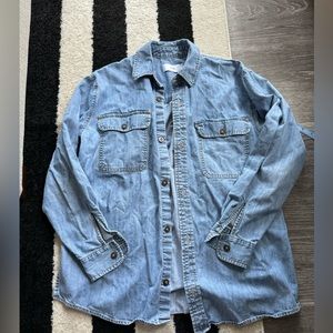 Aritzia TNA button up